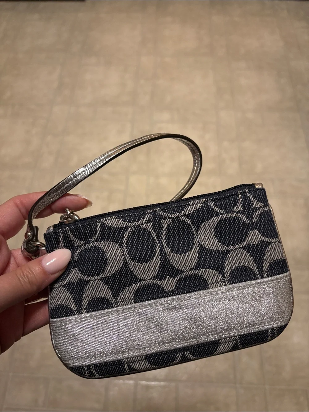 Coach Vintage Wristlet